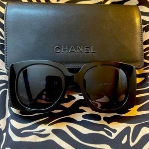 CHANEL sunglasses